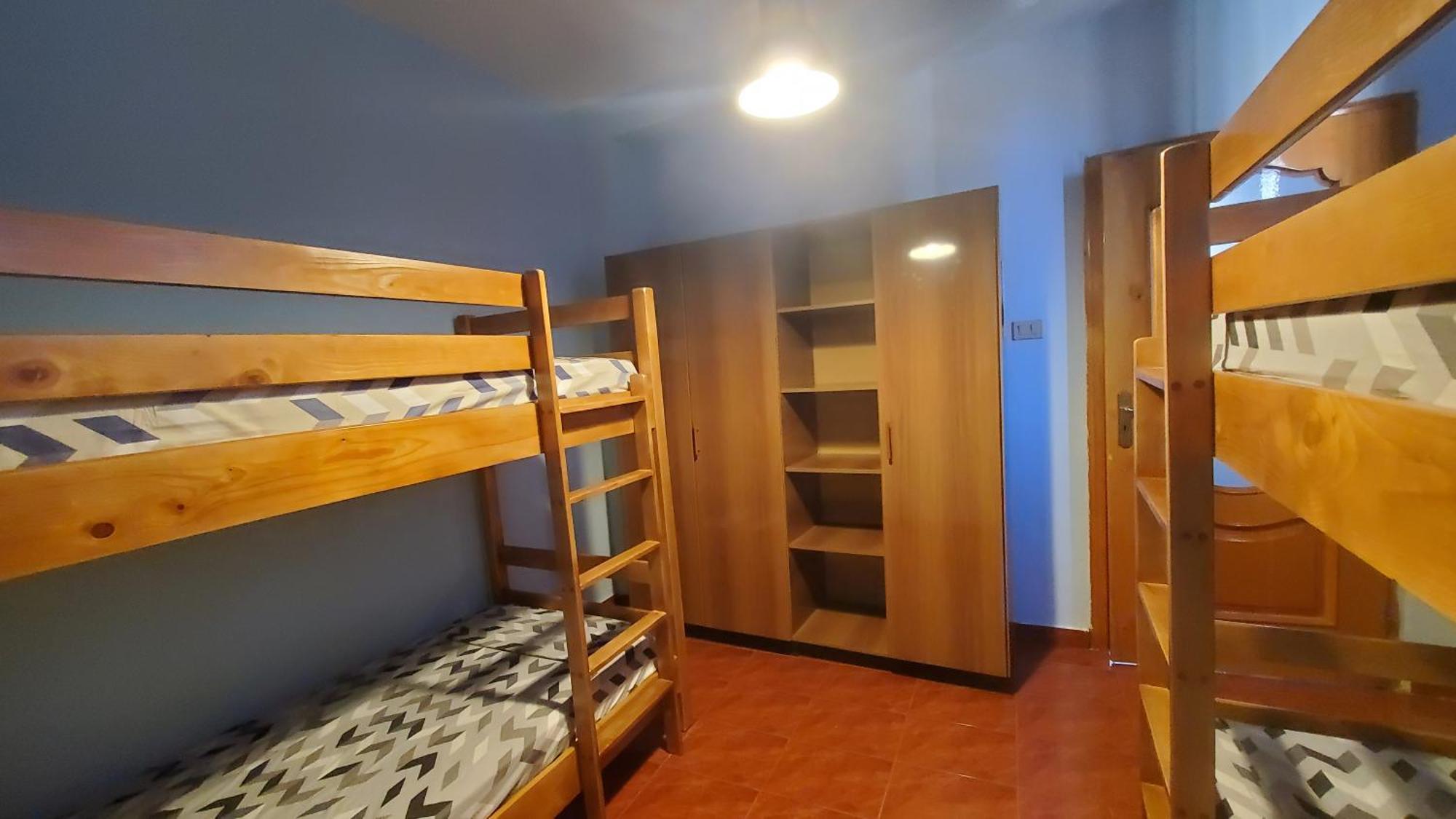 Traveler Hostel Шкодер Номер фото