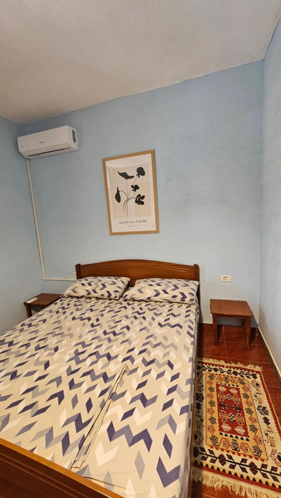 Traveler Hostel Шкодер Экстерьер фото