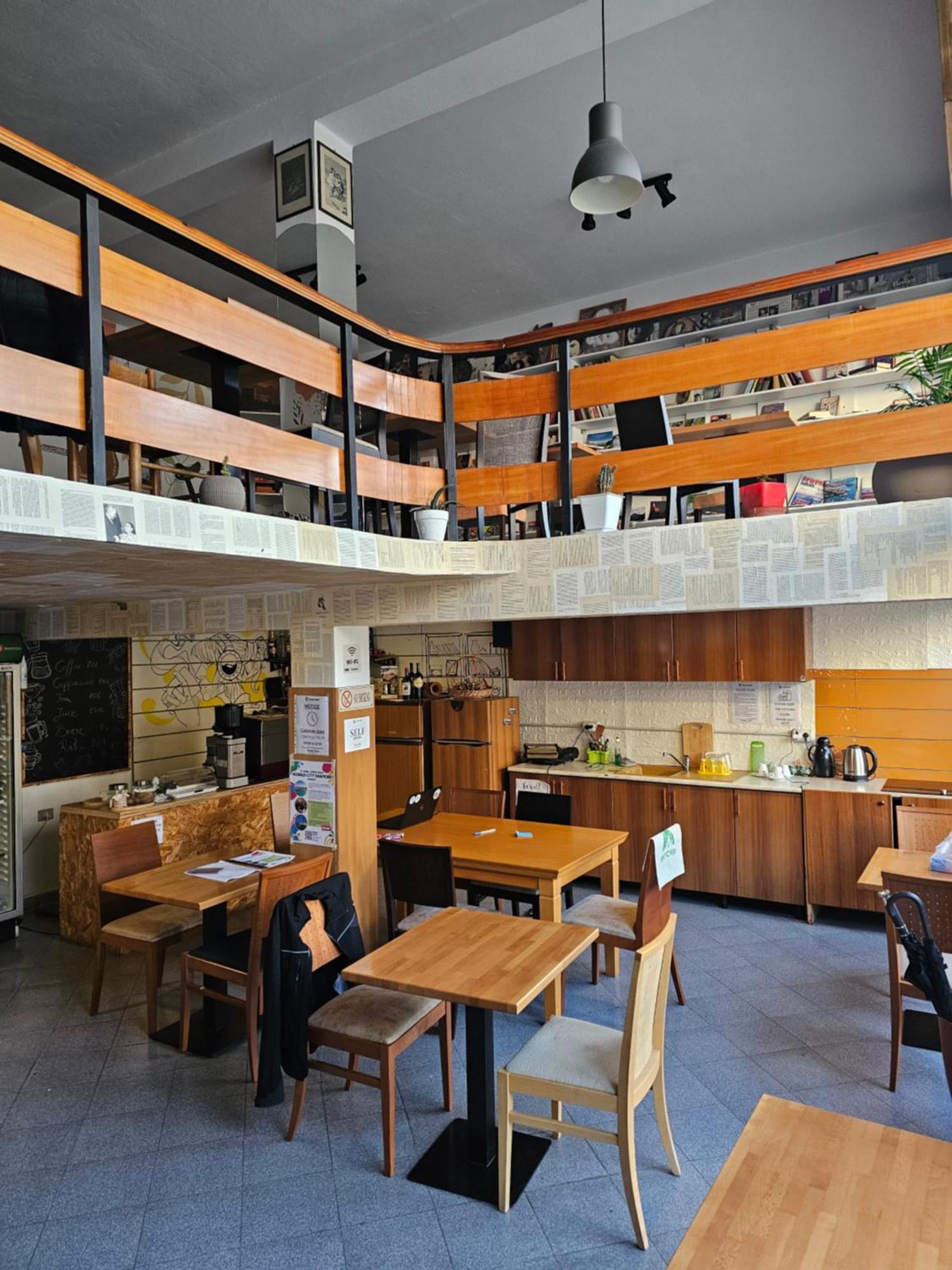 Traveler Hostel Шкодер Экстерьер фото